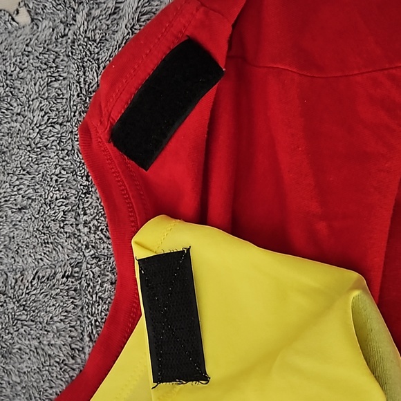 Robin shirt with Detachable cape - Picture 6 of 9